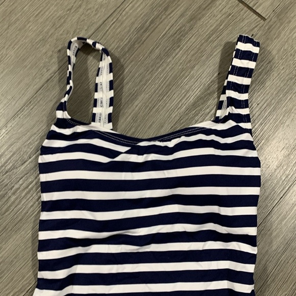 Tommy Bahama Breton Stripe Navy & White Laced-Back One-Piece Swimsuit NWT size 4 - Picture 4 of 10
